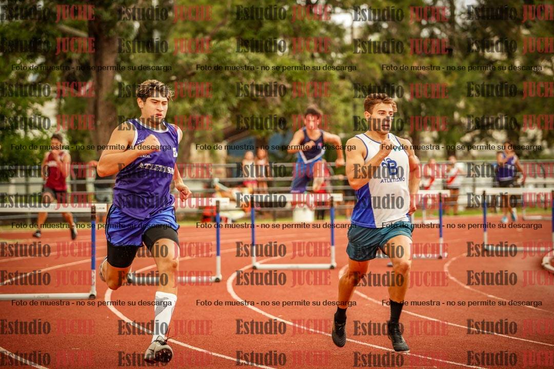 Fotos de los 400 m con vallas de varones