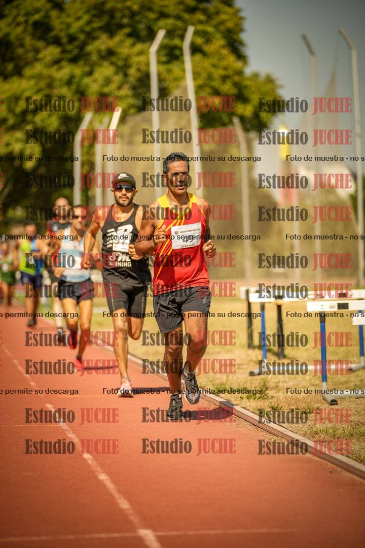 Fotos de los 3000 m llanos de varones