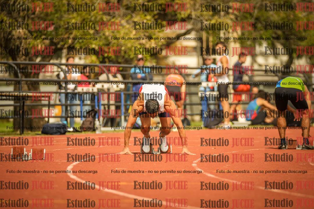 Fotos de los 200 m llanos de varones