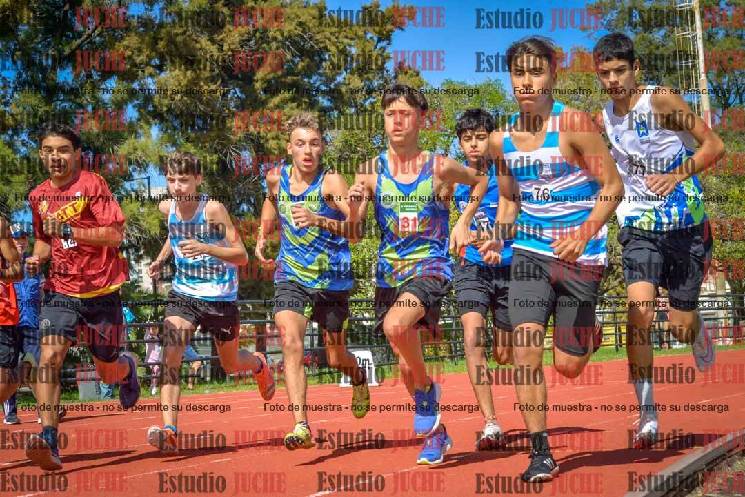 Fotos de los 600 m llanos de varones