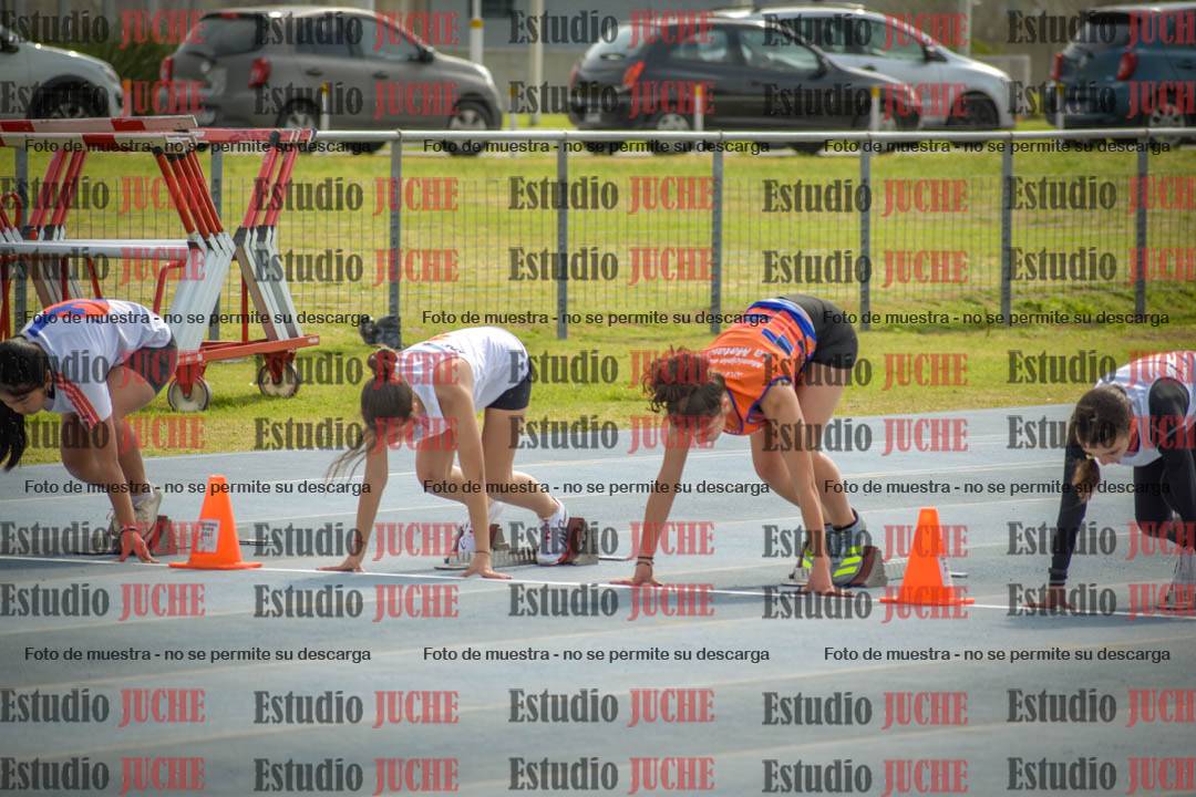 Fotos de los 80 m llanos de mujeres