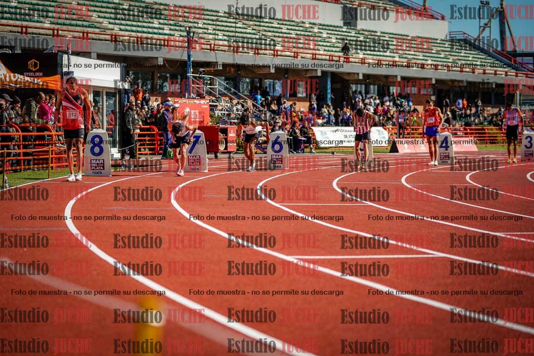 Fotos de los 800 m llanos de varones