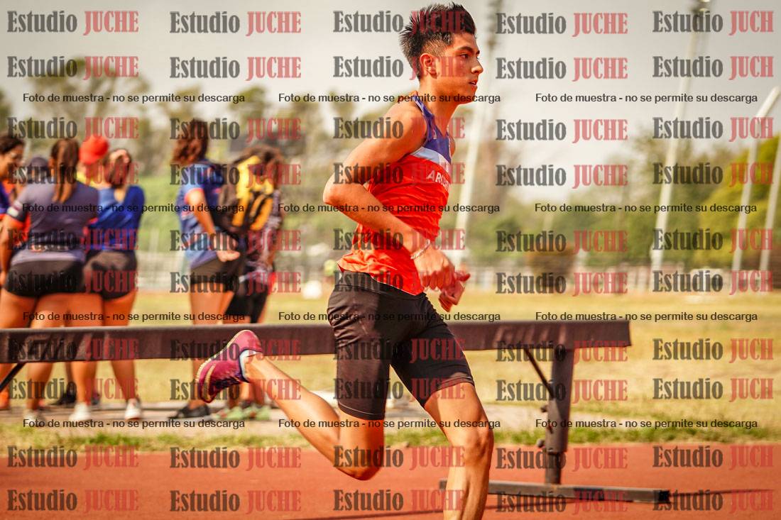 Fotos de los 400 m llanos de varones