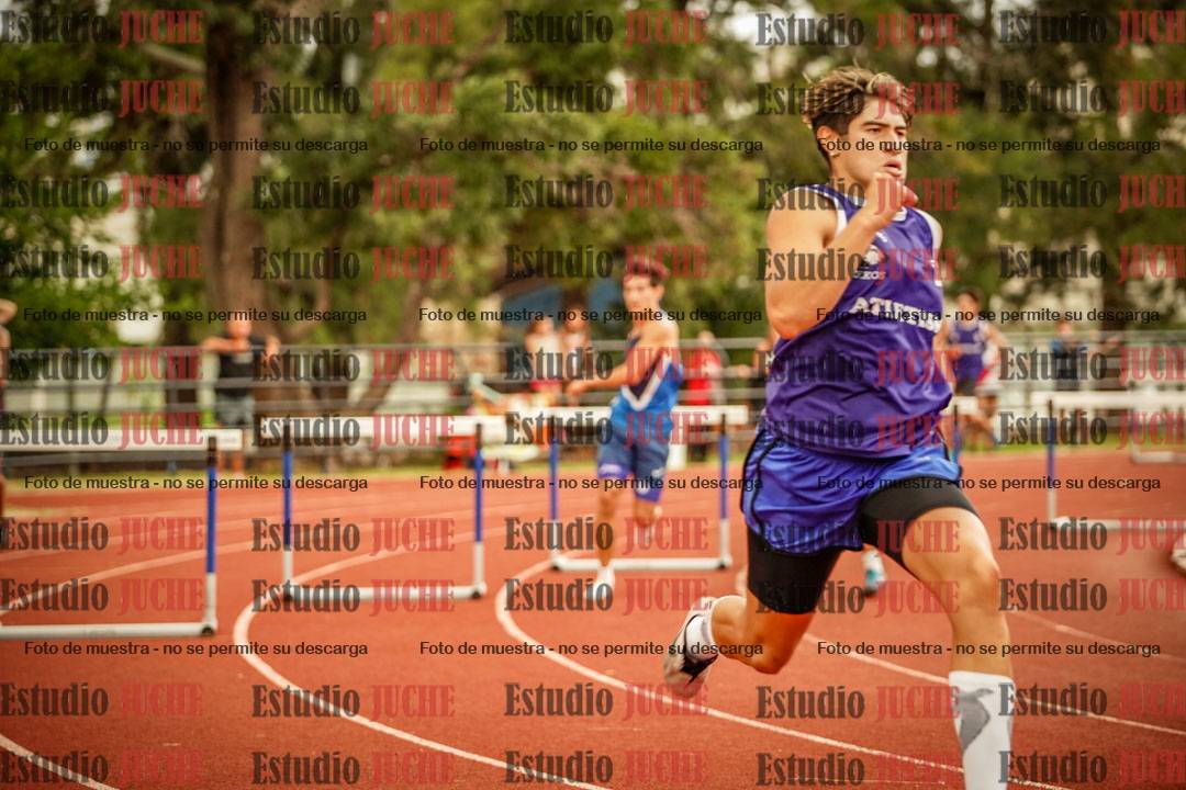 Fotos de los 400 m con vallas de varones