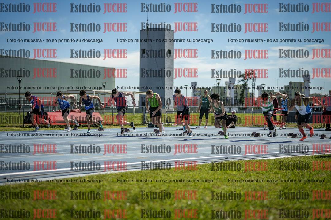 Fotos de los 100 m llanos de varones