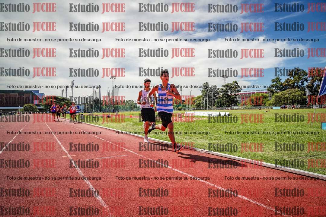 Fotos de los 600 m llanos de varones