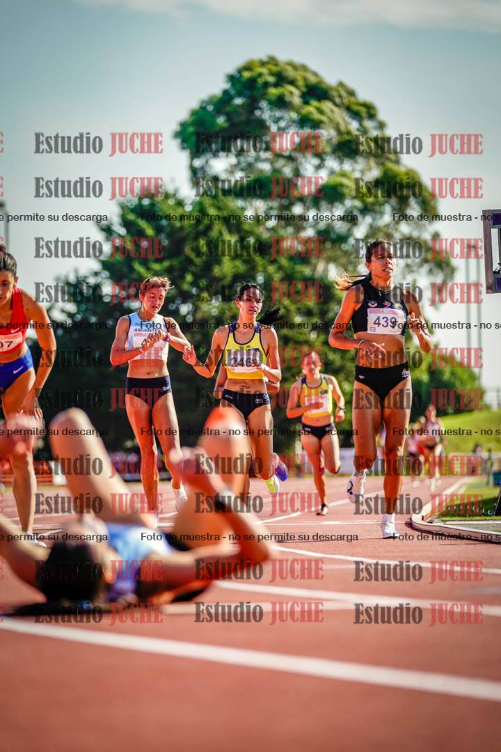 Fotos de los 1500 m llanos de mujeres