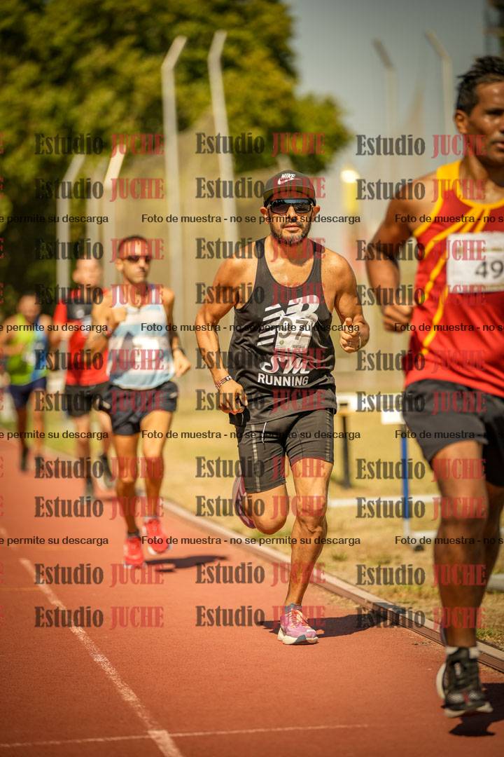 Fotos de los 3000 m llanos de varones