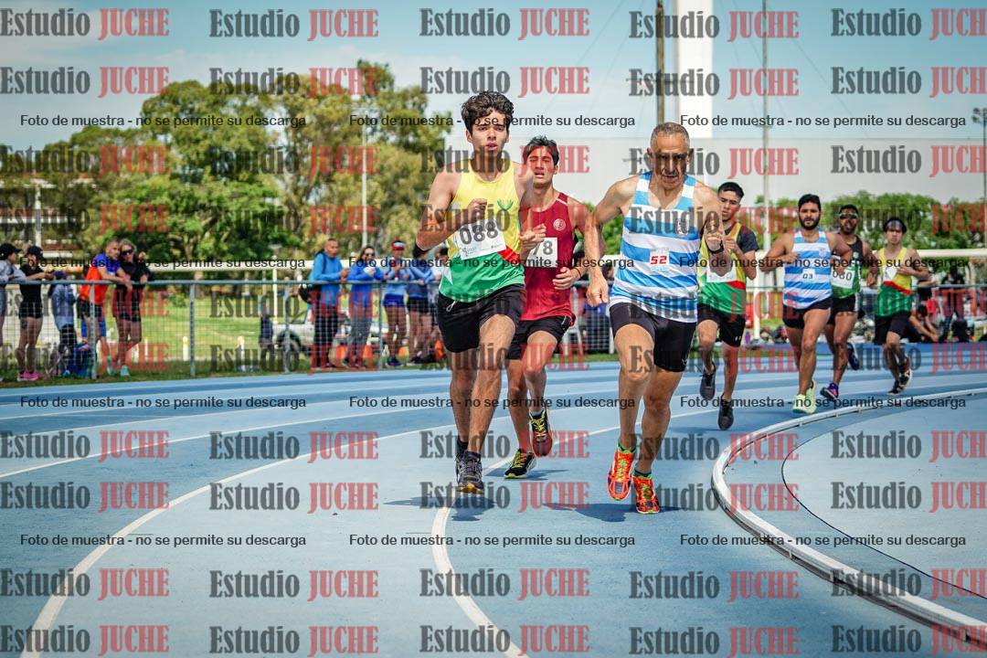 Fotos de los 1000 m llanos de varones