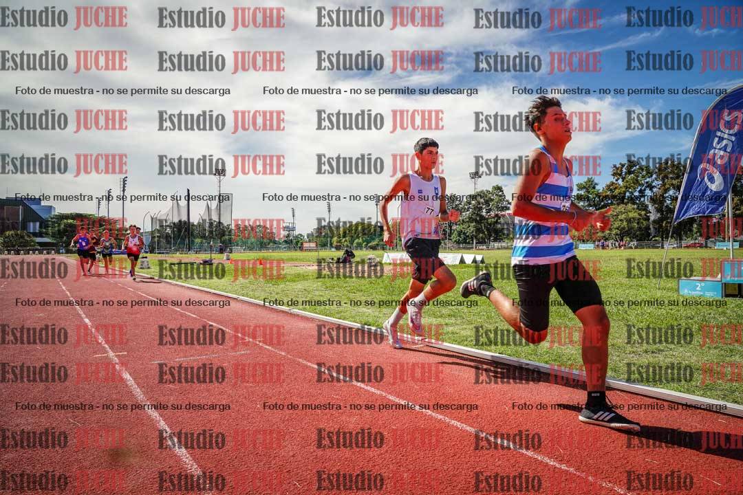 Fotos de los 600 m llanos de varones