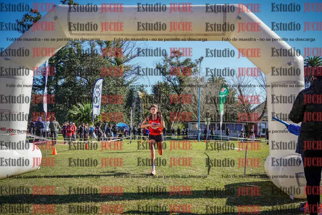 Fotos de la llegada del cross de 6000 m