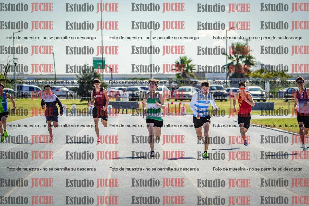 Fotos de los 200 m llanos de varones