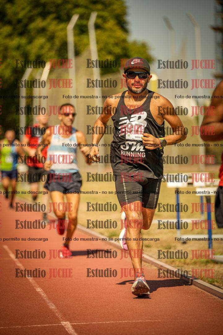 Fotos de los 3000 m llanos de varones