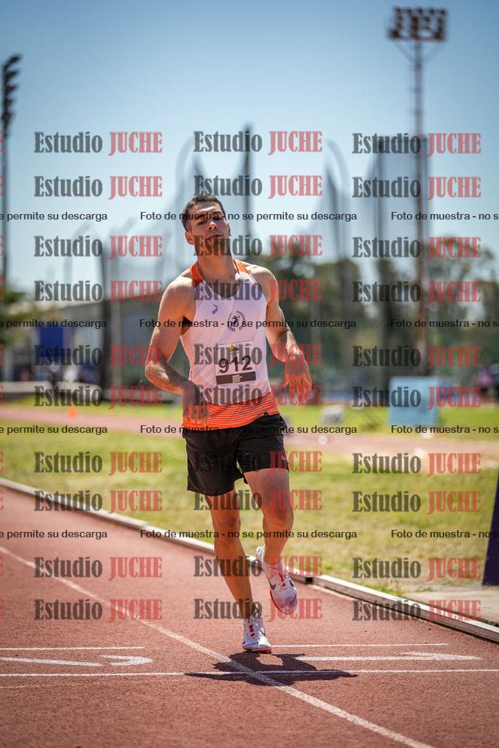 Fotos de los 800 m llanos de varones