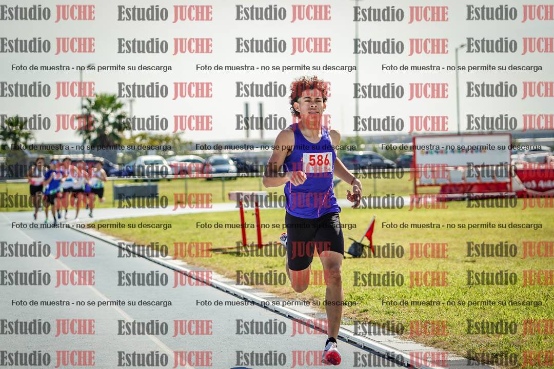 Fotos de los 800 m llanos de varones