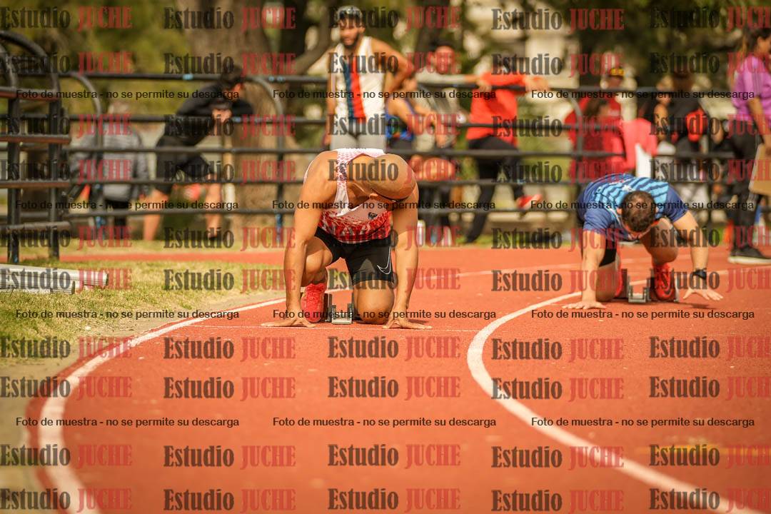 Fotos de los 200 m llanos de varones