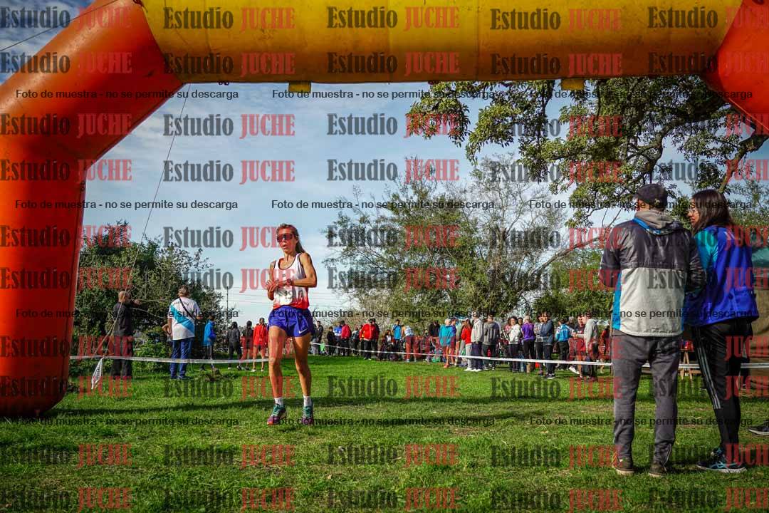 Fotos de la llegada del cross de 6000 m