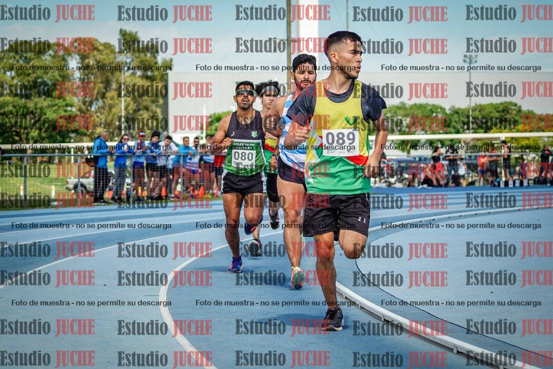 Fotos de los 1000 m llanos de varones