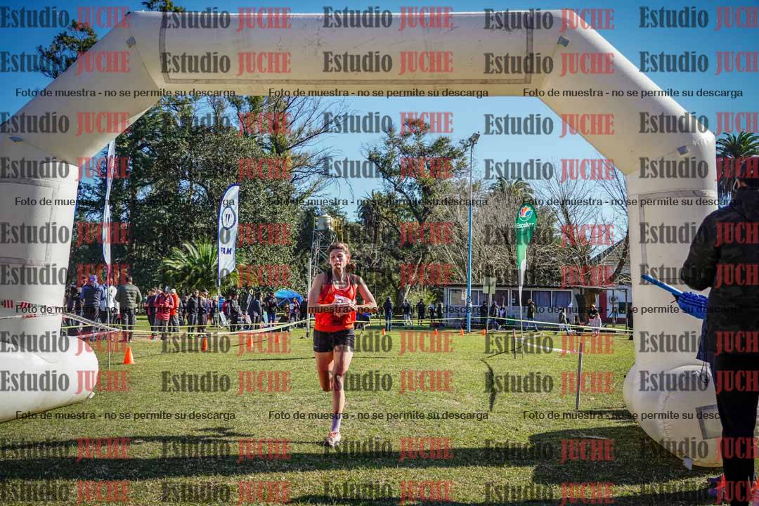Fotos de la llegada del cross de 6000 m