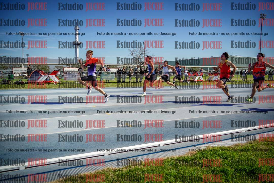 Fotos de los 100 m llanos de varones