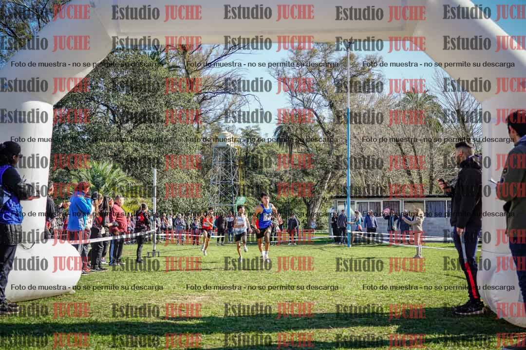 Fotos de la llegada del cross de 3000 m