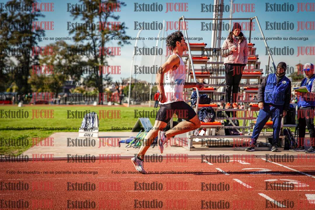 Fotos de los 800 m llanos de varones