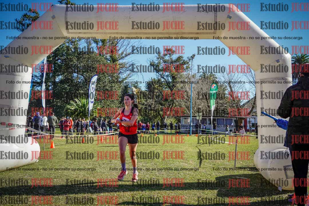 Fotos de la llegada del cross de 6000 m