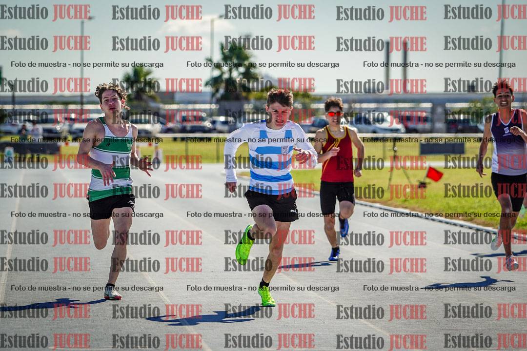 Fotos de los 200 m llanos de varones