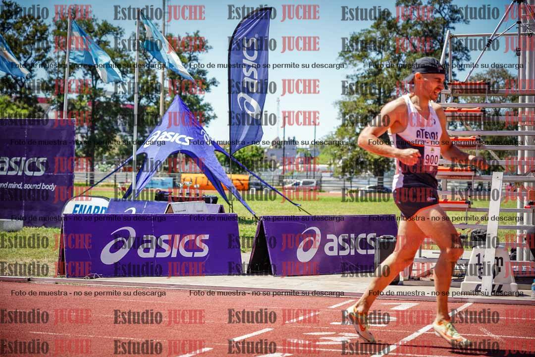 Fotos de los 800 m llanos de varones