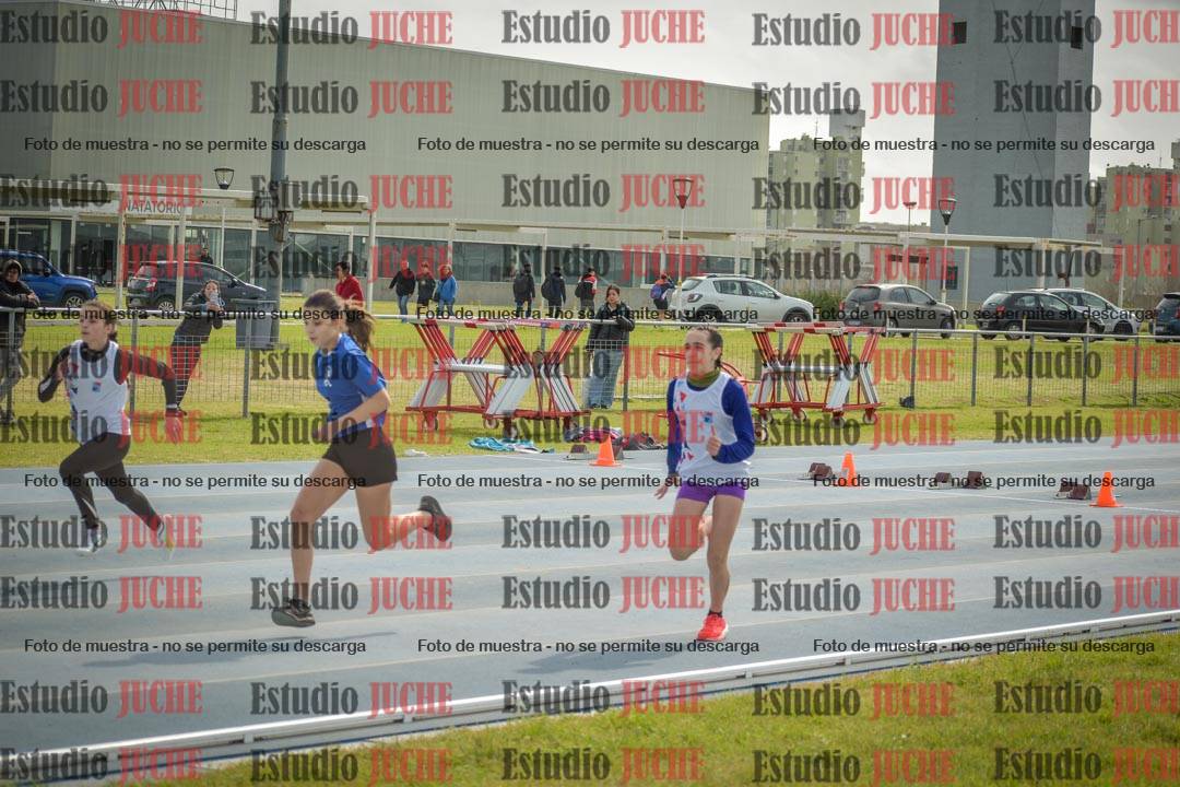 Fotos de los 80 m llanos de mujeres