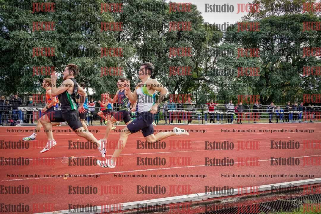 Fotos de los 100 m llanos de varones