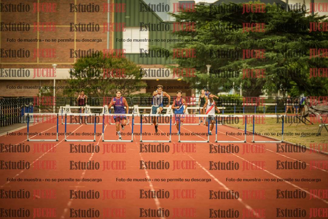 Fotos de los 400 m con vallas de varones