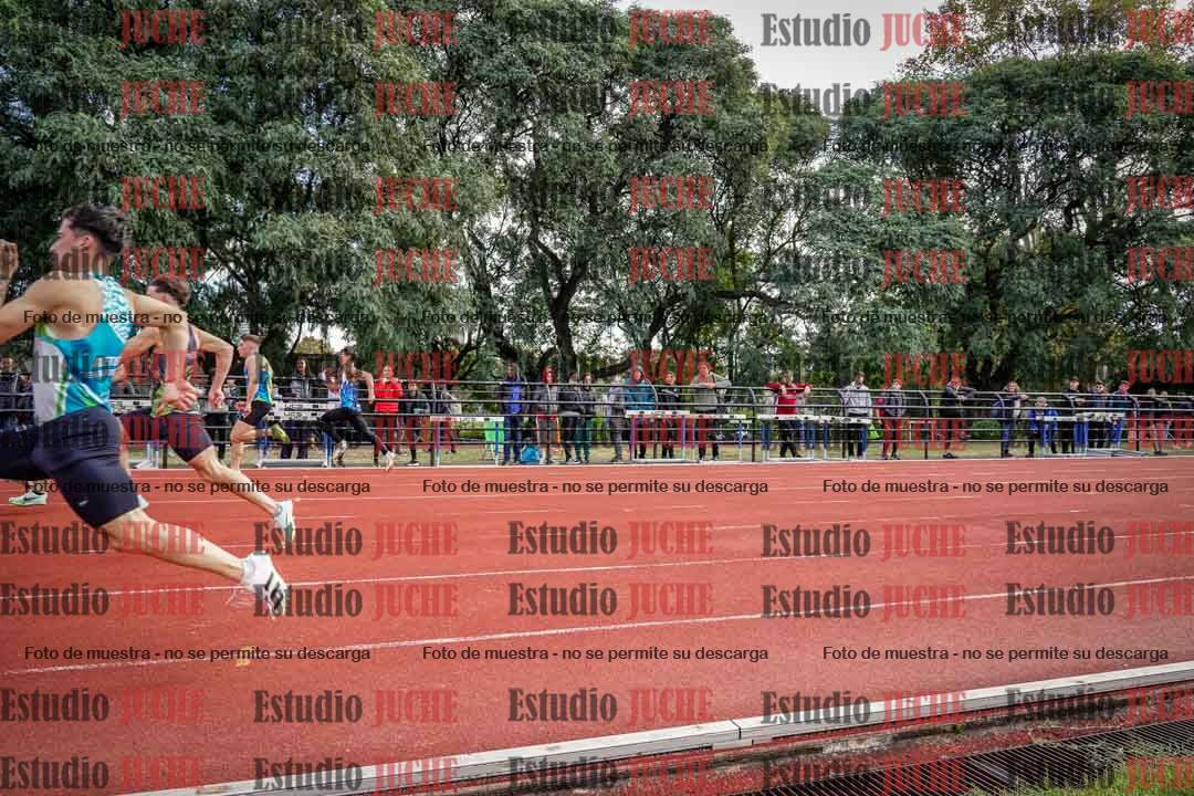 Fotos de los 100 m llanos de varones