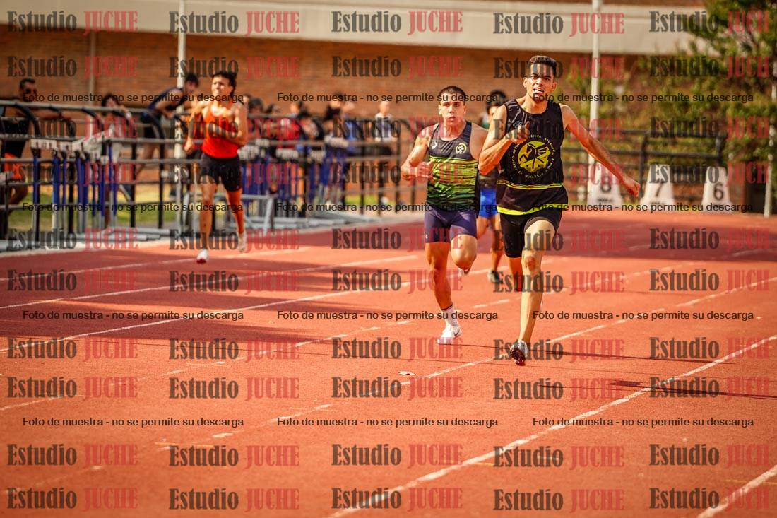 Fotos de los 400 m llanos de varones