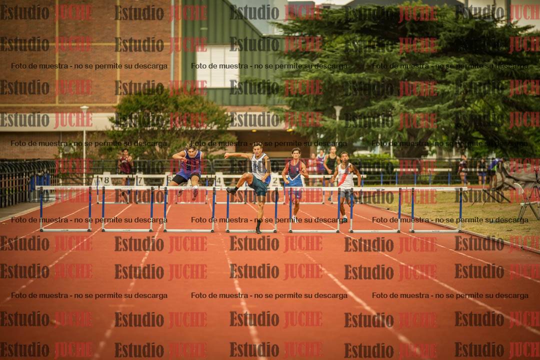 Fotos de los 400 m con vallas de varones