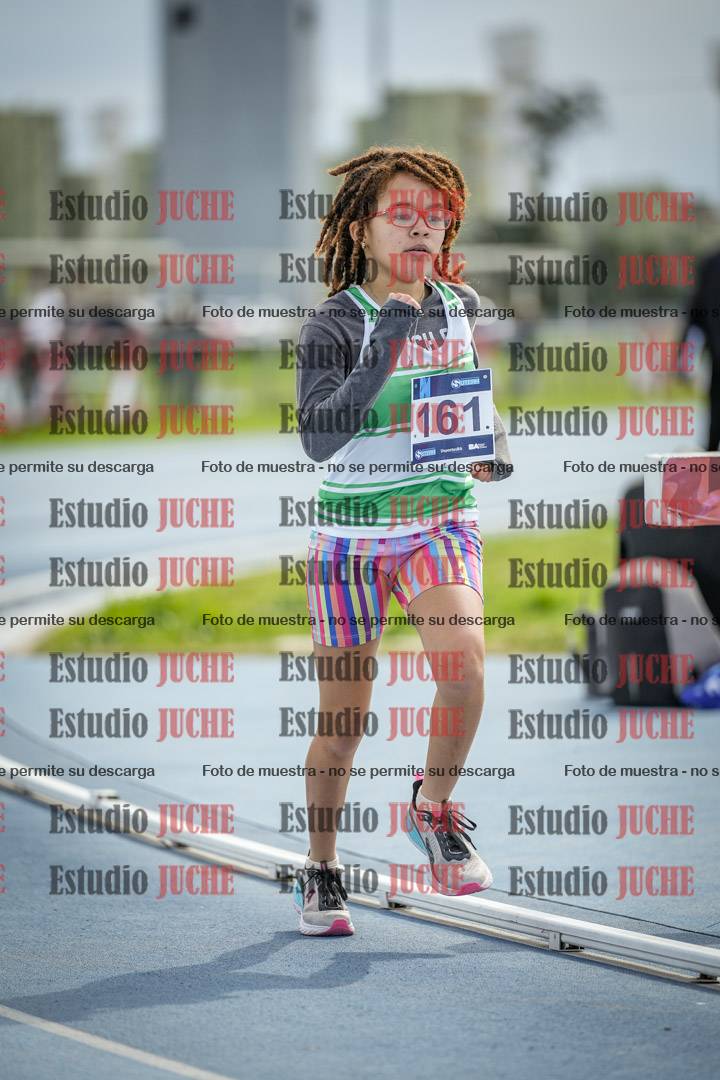 Fotos de los 800 m llanos de mujeres - U14