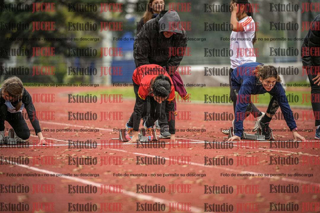 Fotos de los 50 m llanos de mujeres