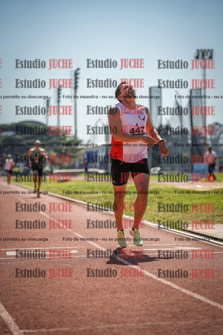 Fotos de los 800 m llanos de varones