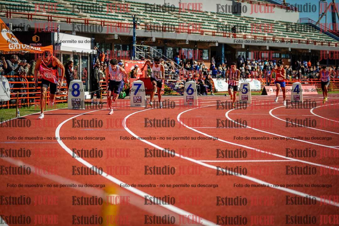 Fotos de los 800 m llanos de varones
