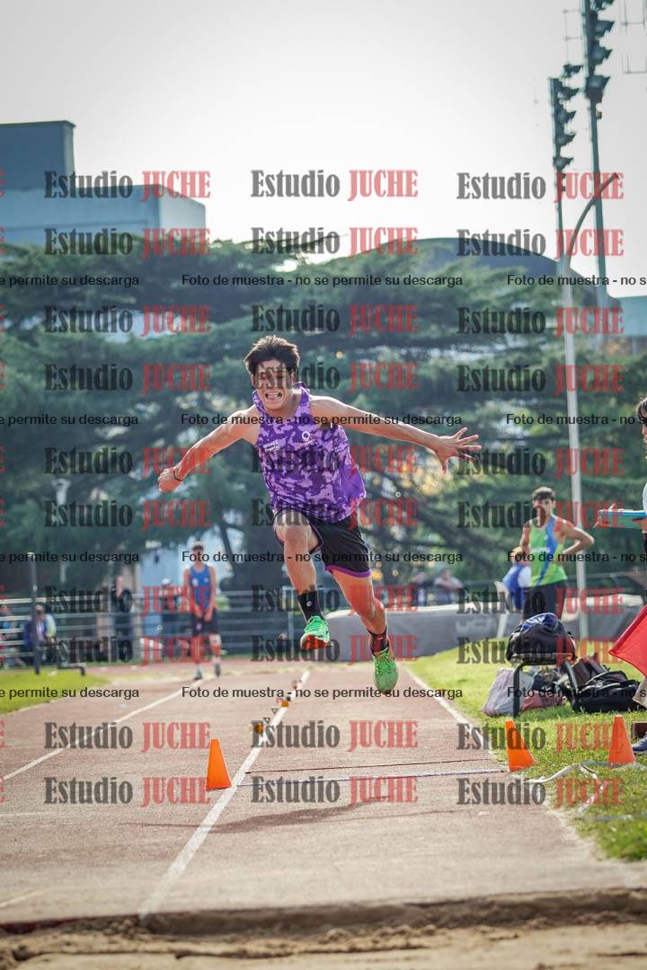 Fotos del salto triple de varones