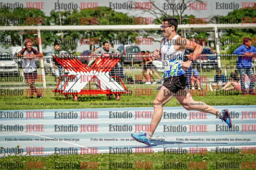 Fotos de los 1000 m llanos de varones