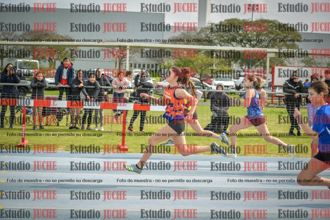 Fotos de los 80 m llanos de mujeres