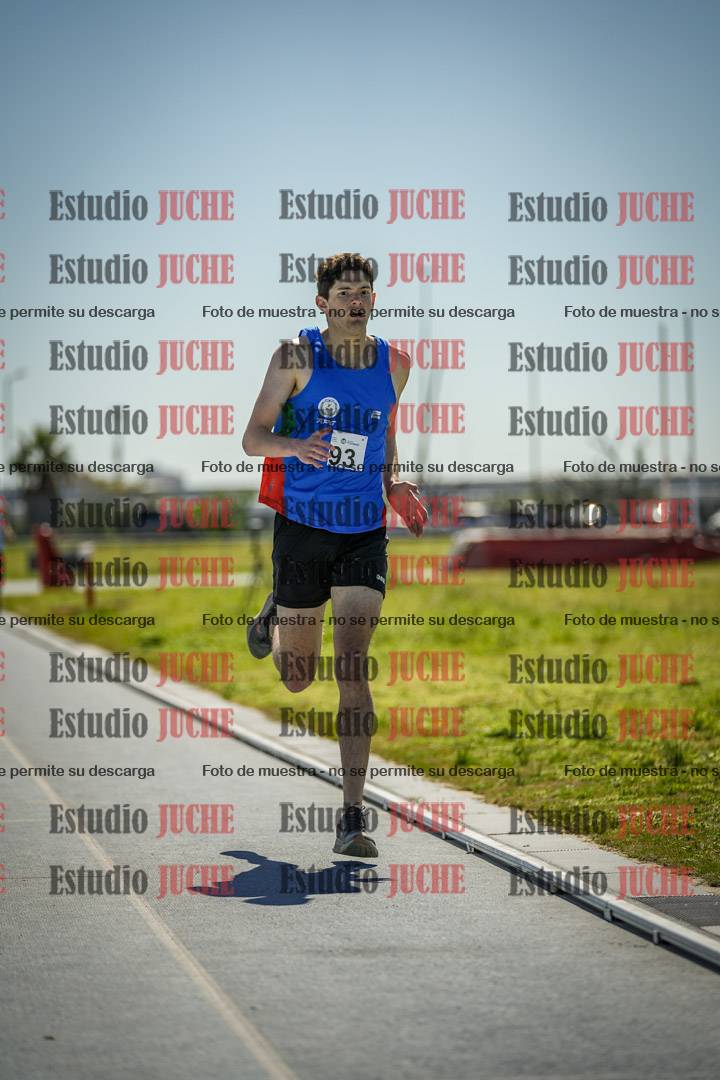 Fotos de los 800 m llanos de varones