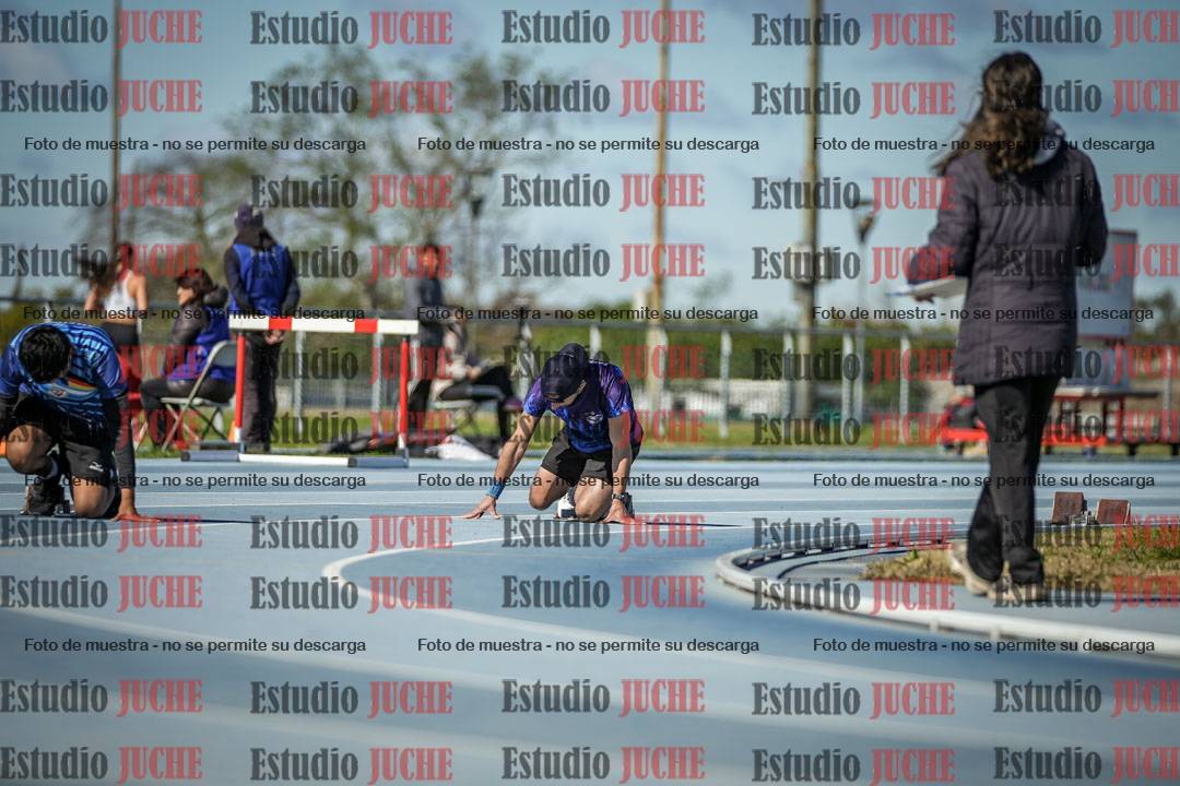 Fotos de los 200 m llanos de varones