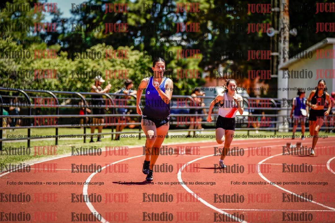 Fotos de los 400 m con vallas de mujeres