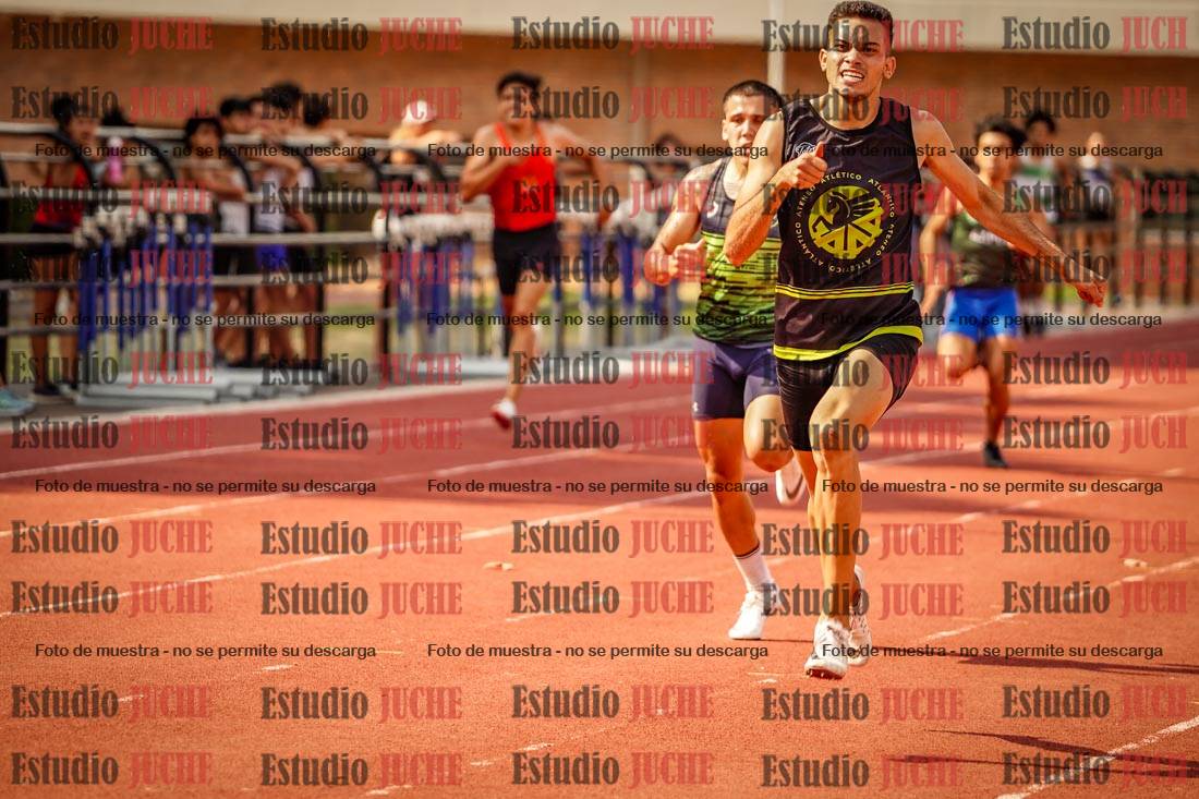 Fotos de los 400 m llanos de varones