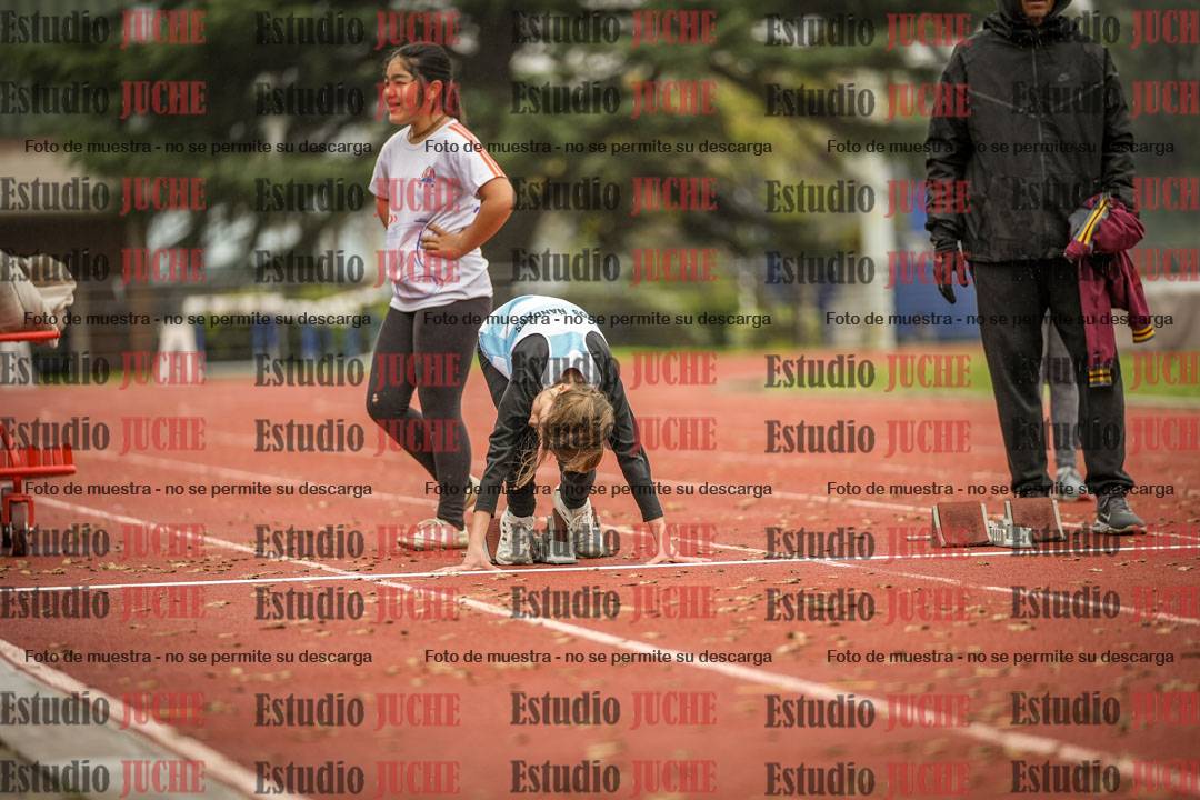 Fotos de los 50 m llanos de mujeres