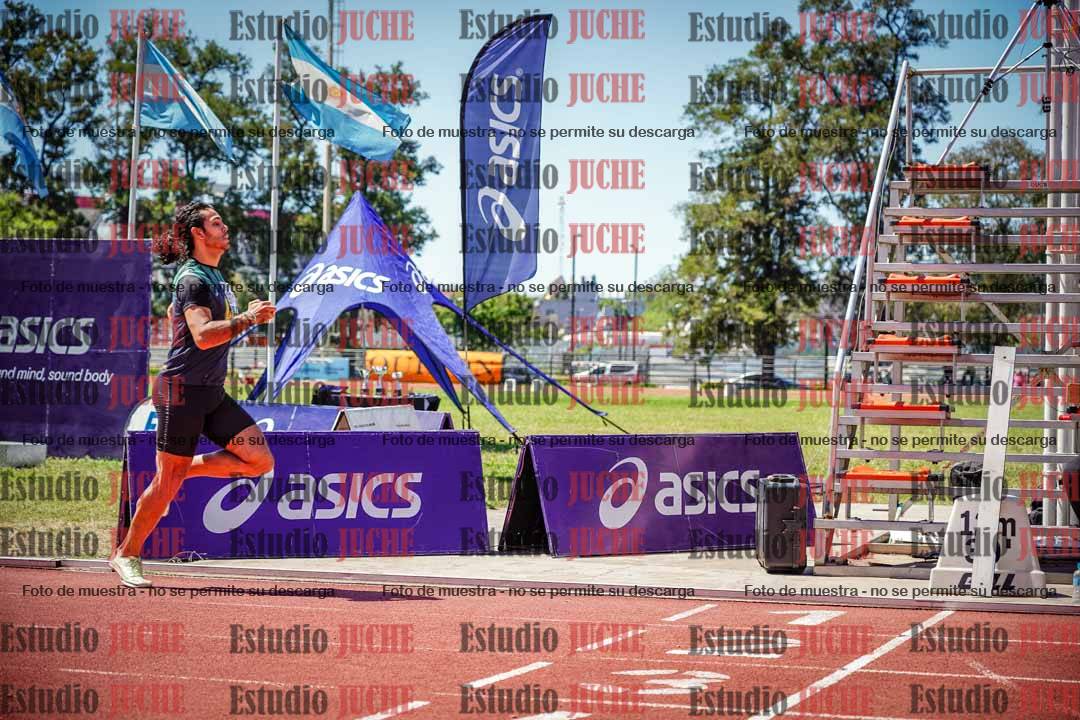Fotos de los 800 m llanos de varones