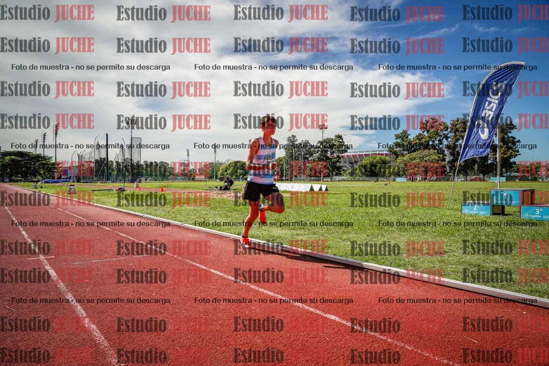 Fotos de los 600 m llanos de varones