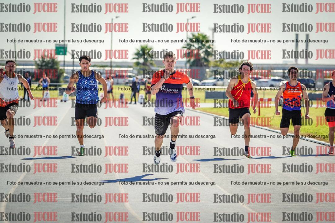 Fotos de los 100 m llanos de varones